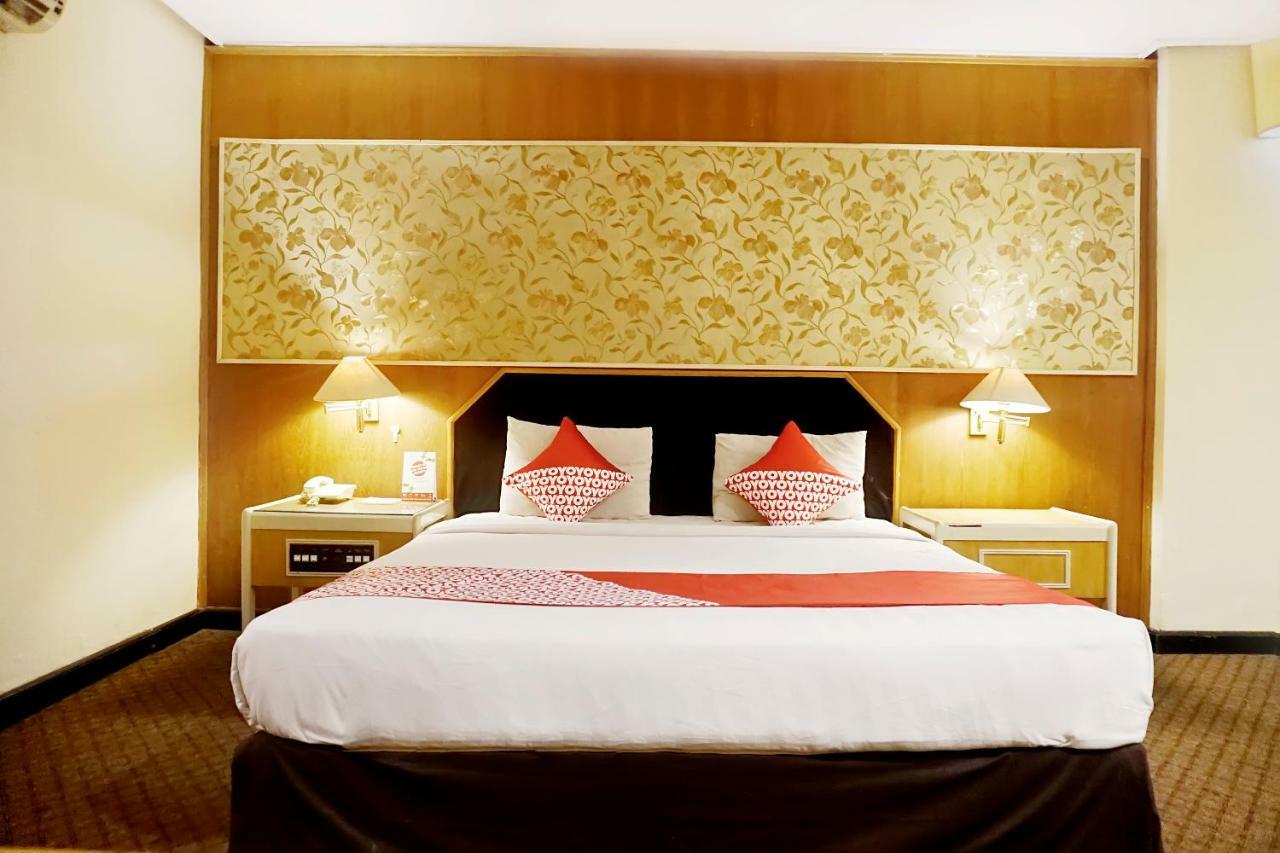OYO 805 Hotel Dyan Graha Pekanbaru Bagian luar foto